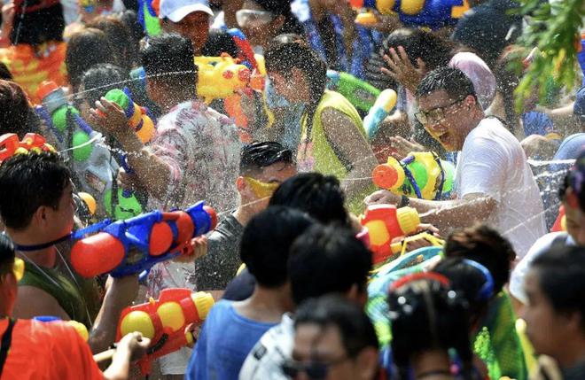 招募·清迈｜4月千万不要去泰国因为你将参与史上最长泼水节！J9九游(图4)