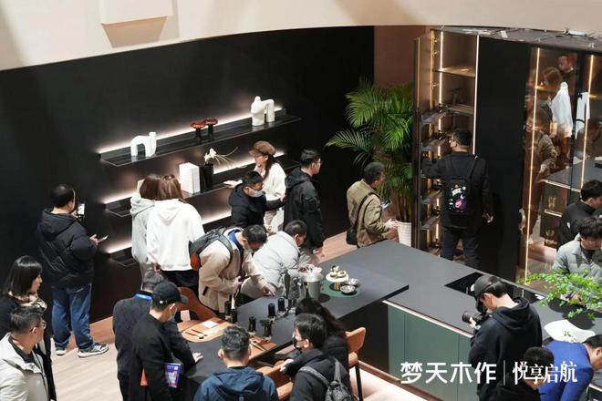 梦天家居张翔：把握前沿设计 打造理想人居J9九游(图4)