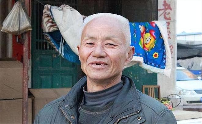 J9九游回顾：河南一钉子户声称就算给100亿也不拆结果如何？(图2)