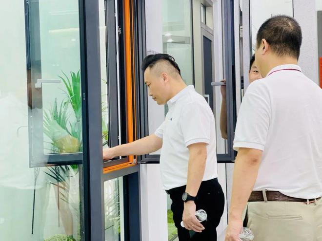 j9九游会官网助力行业创新发展丨雅之轩门窗川设计协会交流会圆满结束！(图5)