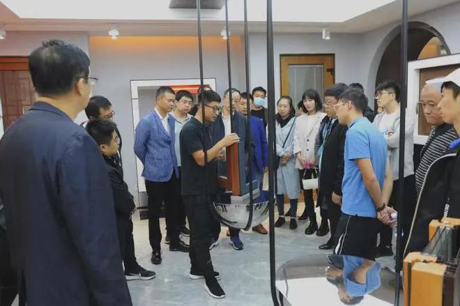 J9九游开启未来之窗 ｜2021节能门窗产品研讨会在海德格成功召开(图2)